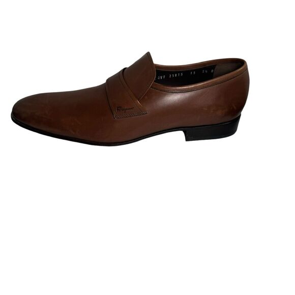 Salvatore Ferragamo Classic Brown Leather Slip-On Loafers main image 15